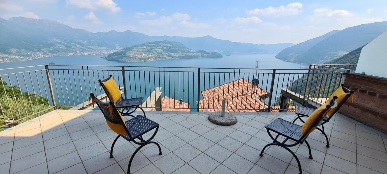 La Villetta In Residence Con Piscina E Vista Lago Parzanica Exterior foto